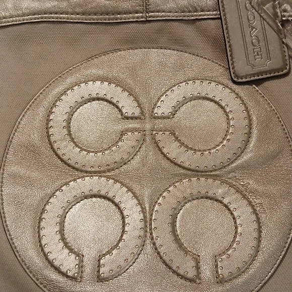 Coach Julia Perry Op Art Tote Ivory Shimmer Canvas Metallic Leather Bag EUC Rare - Picture 7 of 14